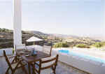 cyprus_villas_pano_akourdalia_paphos_balcony.jpg (36079 bytes)