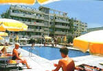 Makarios avaenue apartments have a shared swimming pool.