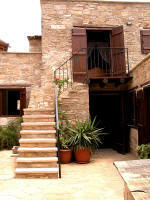 Theo's houses in Tochni offer both one bedroom and studio self catering accomodation. - click to enlarge.