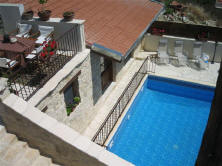 Vouni studio apartment in Cyprus with swimming pool - I deal holiday rental in a quiet authentic situation - the pool